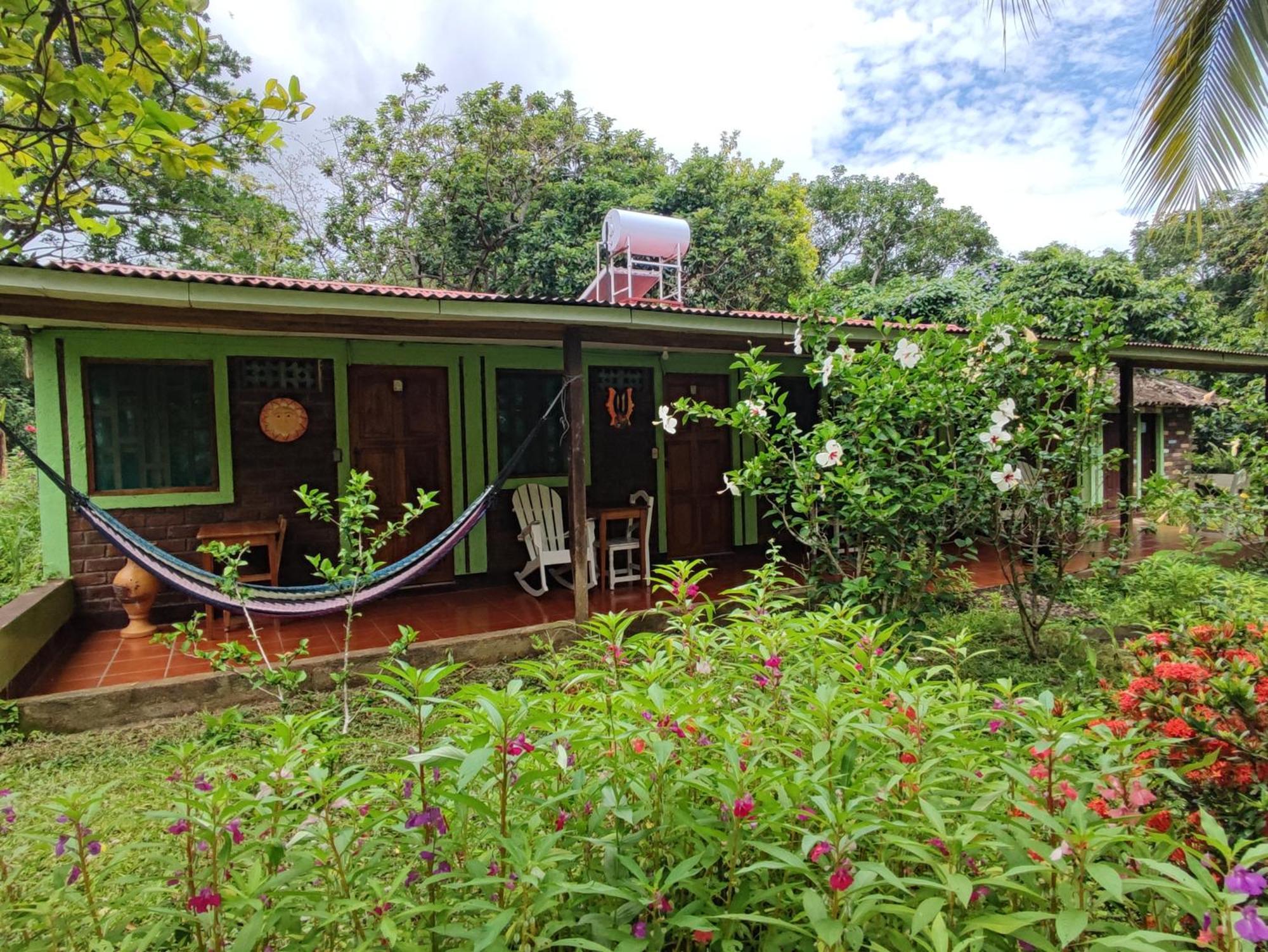 Eco-Lodge El Porvenir. Santa Cruz Cameră foto
